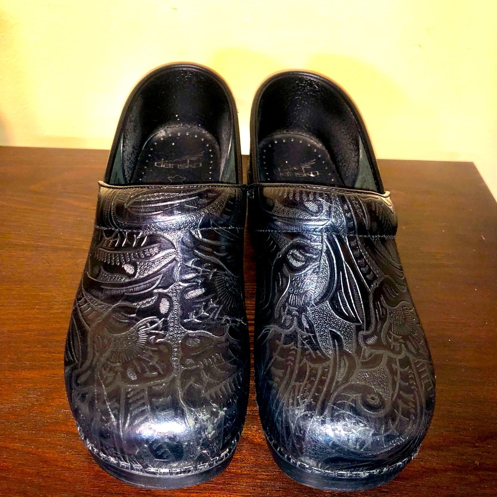 Dansko Woman’s Professional Clog Slip On.  All day support and comfort.  Size 41